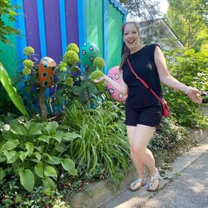 Meet your Posher, Adriana